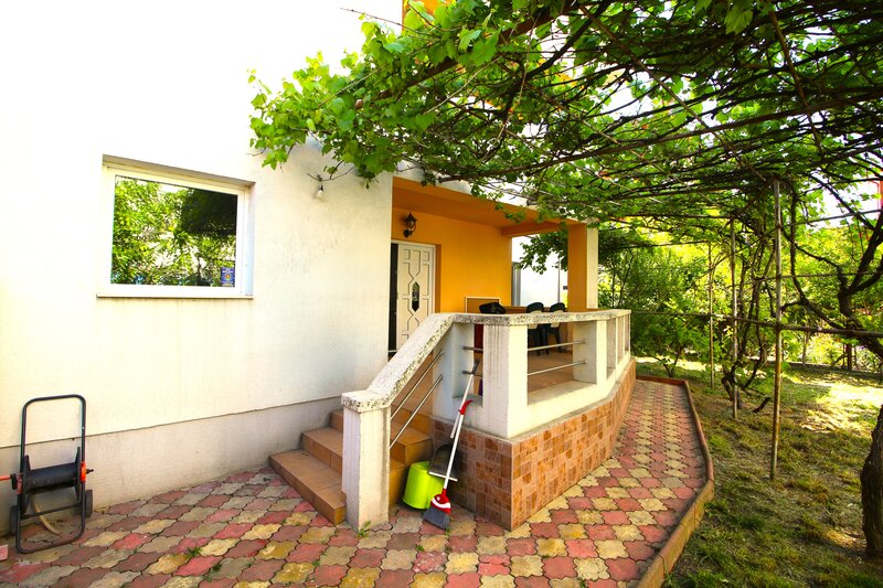 Statiunea Mamaia Nord, str.D2, nr.26, Loc. Navodari, Jud Constanta
